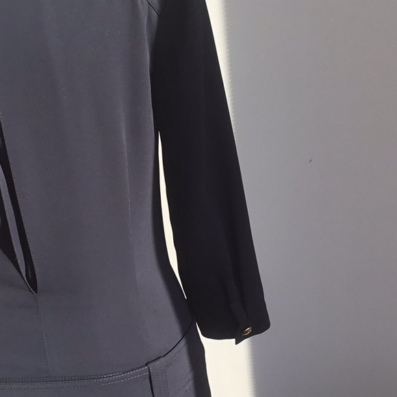 Dress - Picture 7 of 8